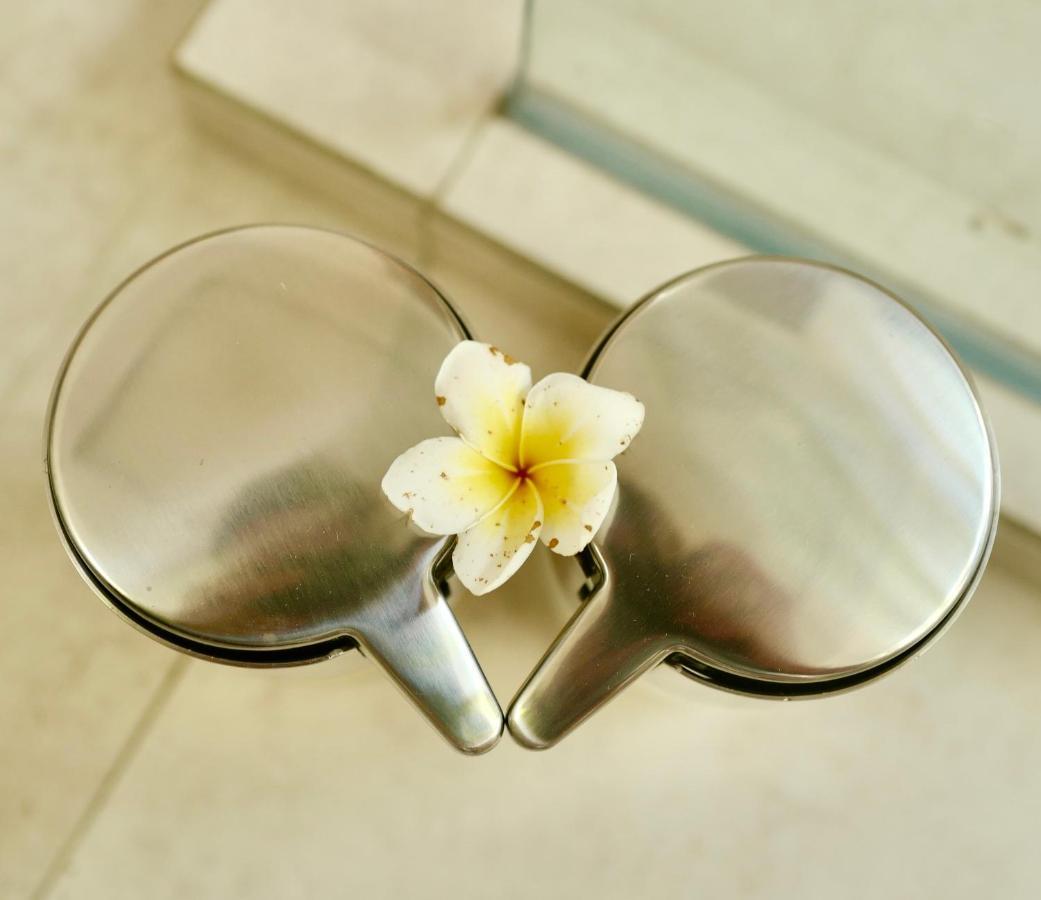 קנגו Villa Bliss A Paradise Of Three Independent Villas מראה חיצוני תמונה