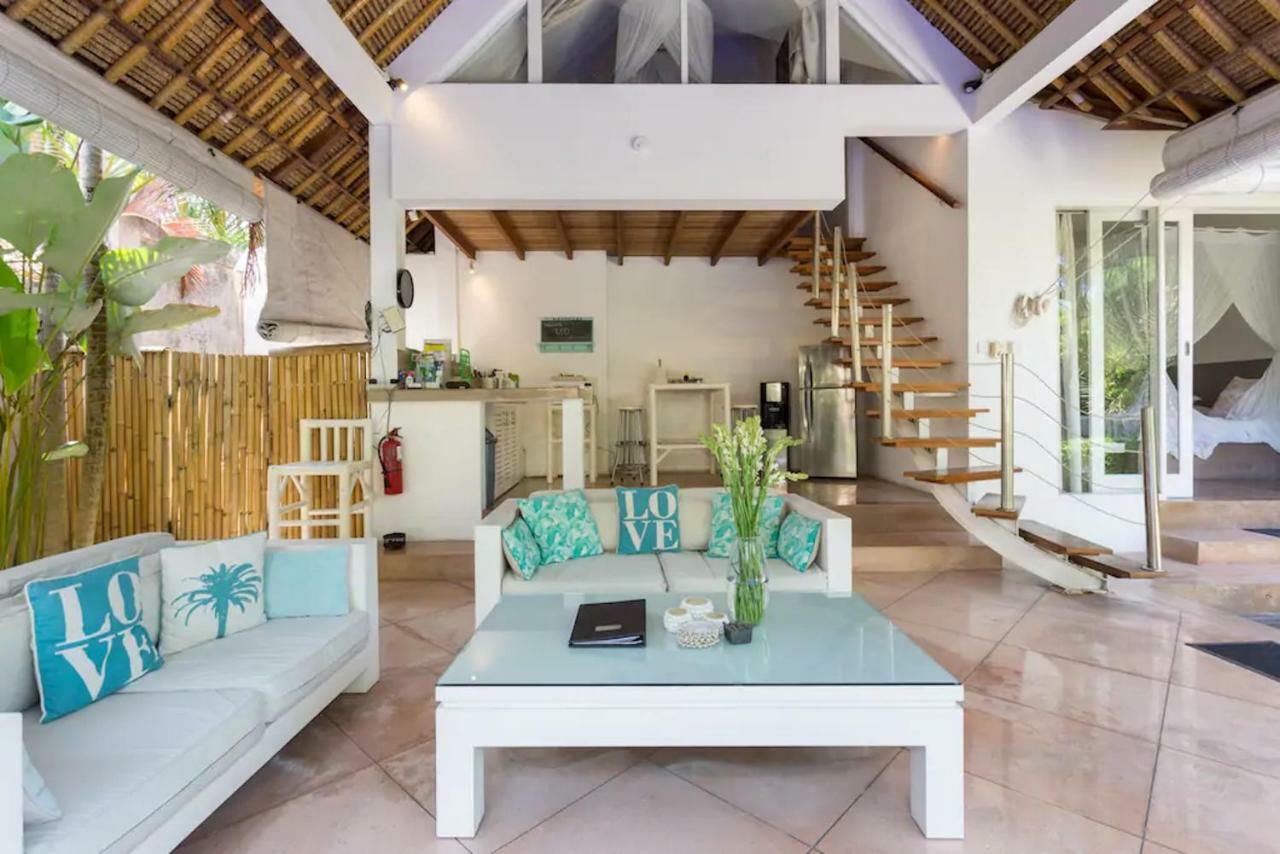 קנגו Villa Bliss A Paradise Of Three Independent Villas מראה חיצוני תמונה