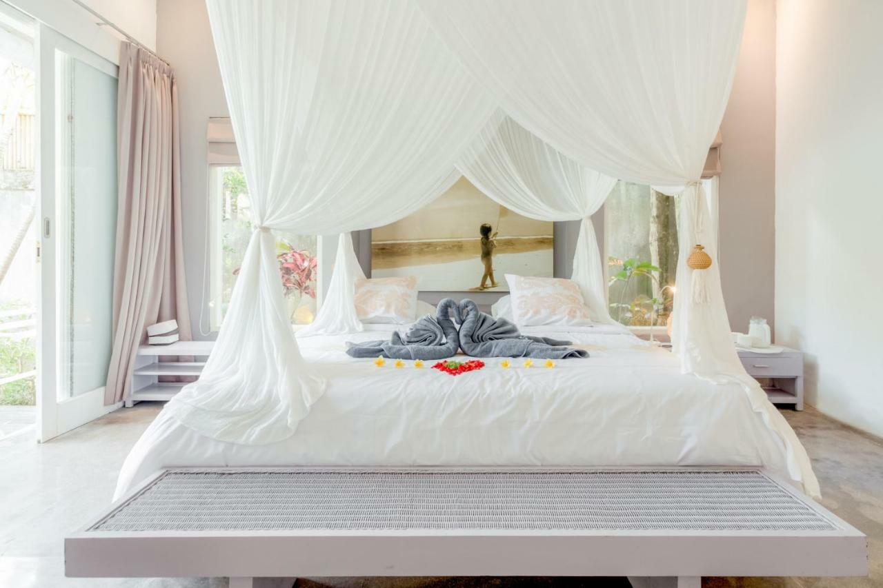 קנגו Villa Bliss A Paradise Of Three Independent Villas מראה חיצוני תמונה