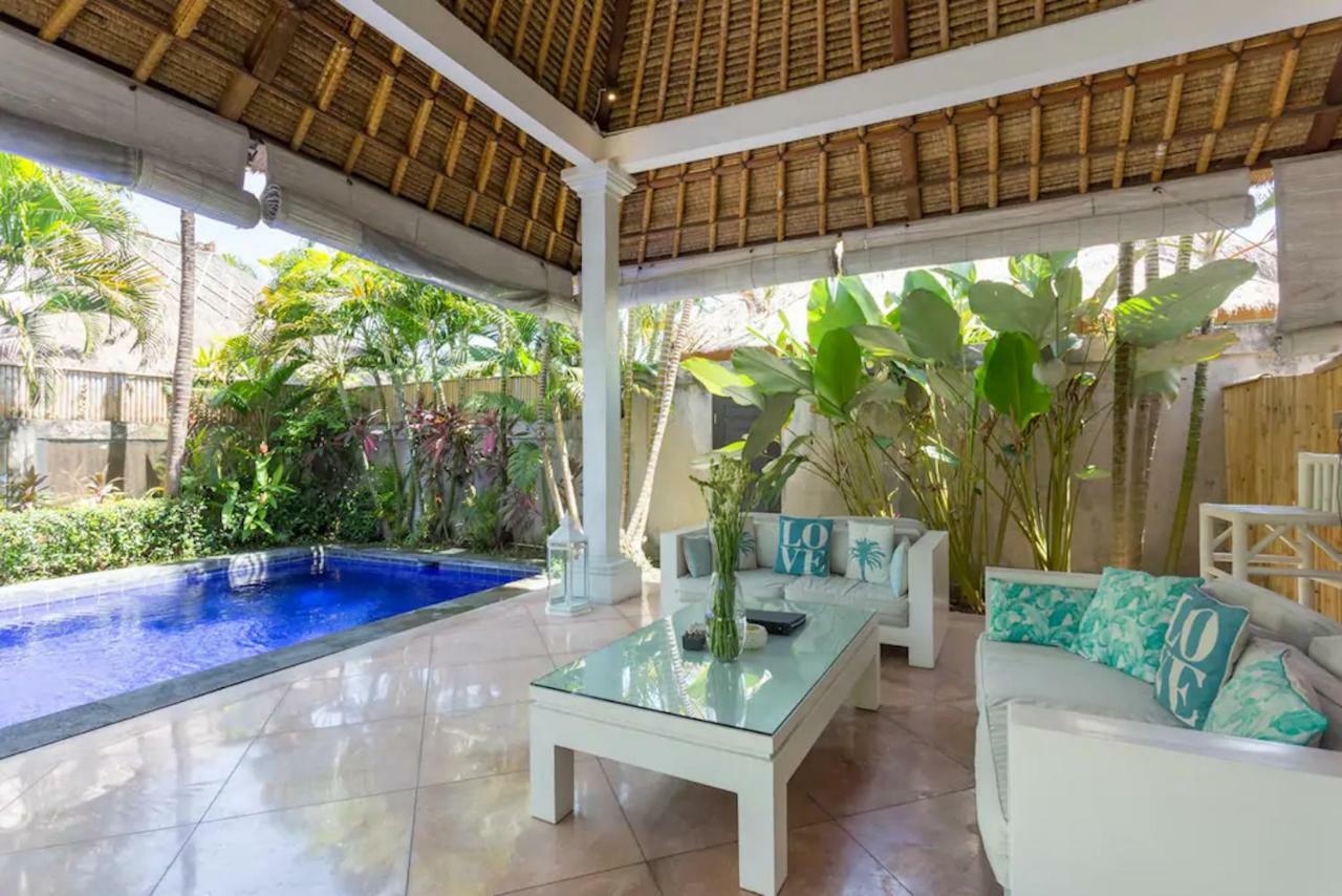 קנגו Villa Bliss A Paradise Of Three Independent Villas מראה חיצוני תמונה