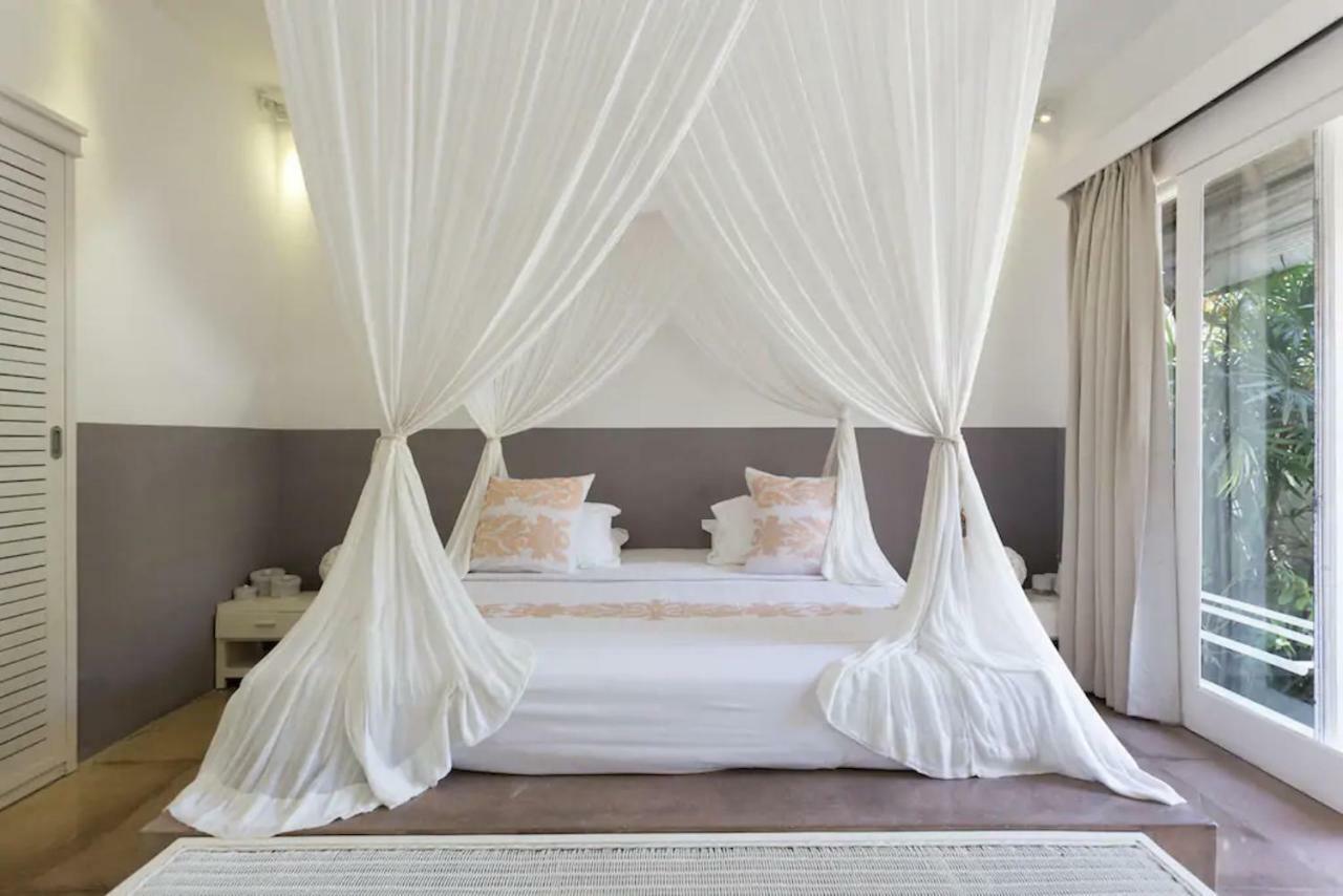 קנגו Villa Bliss A Paradise Of Three Independent Villas מראה חיצוני תמונה