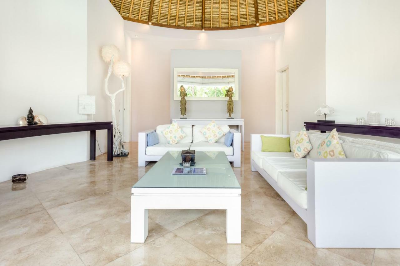 קנגו Villa Bliss A Paradise Of Three Independent Villas מראה חיצוני תמונה